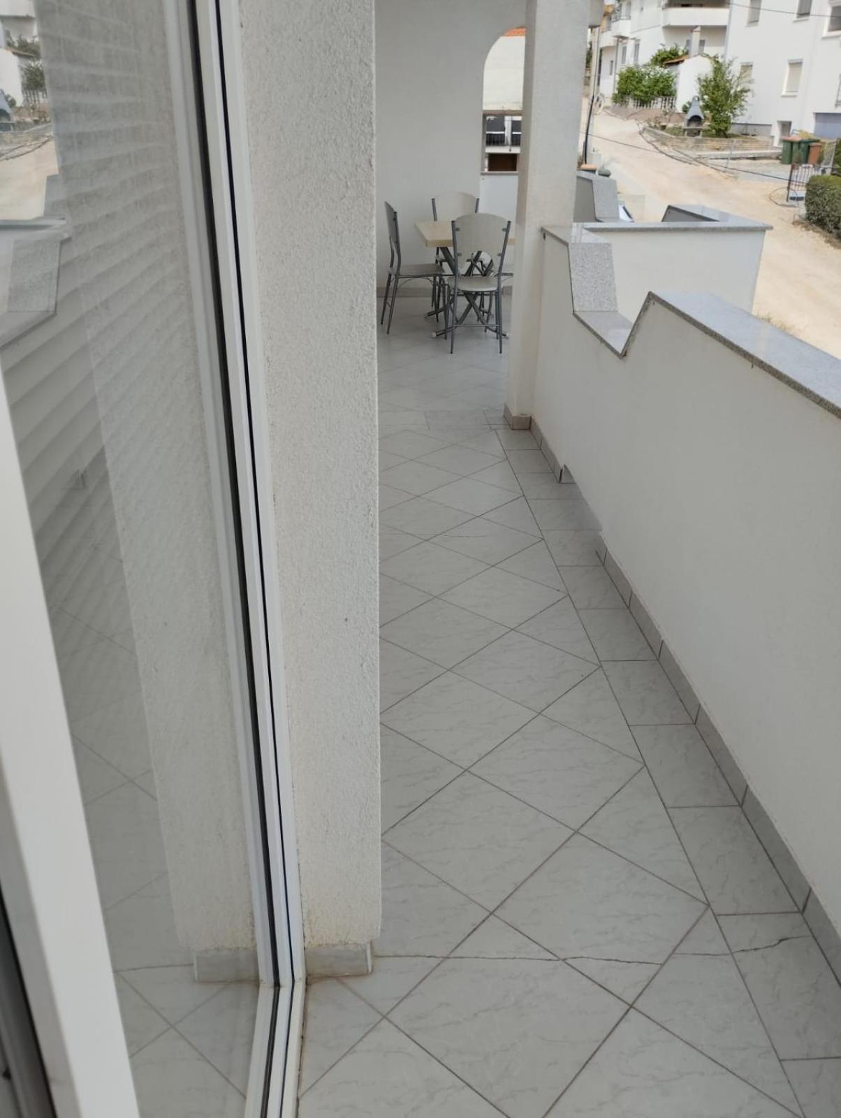 Apartman Markovic Sea View Zara Esterno foto