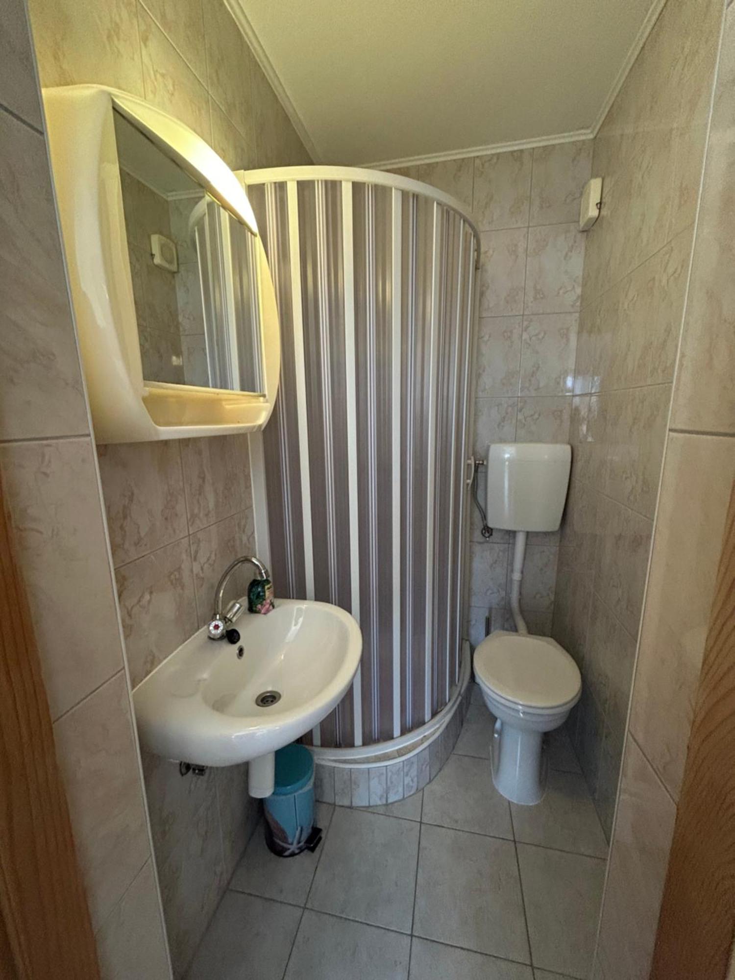 Apartman Markovic Sea View Zara Esterno foto